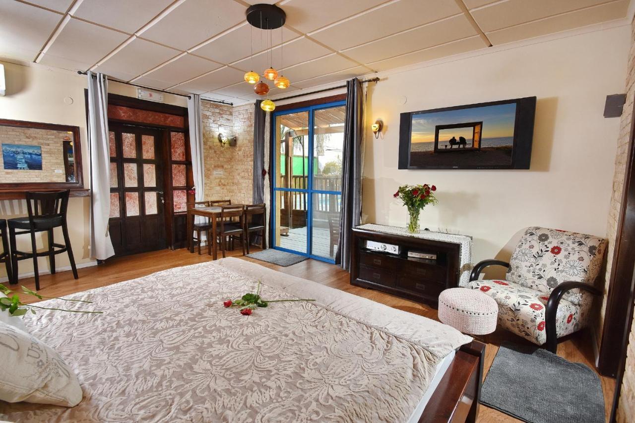Shmulik'S Resort Couples Or Families Only Had Nes Eksteriør billede